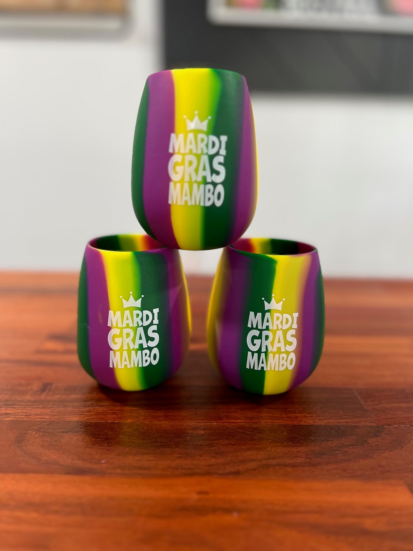 Mardi Gras Mambo silicone wine glass