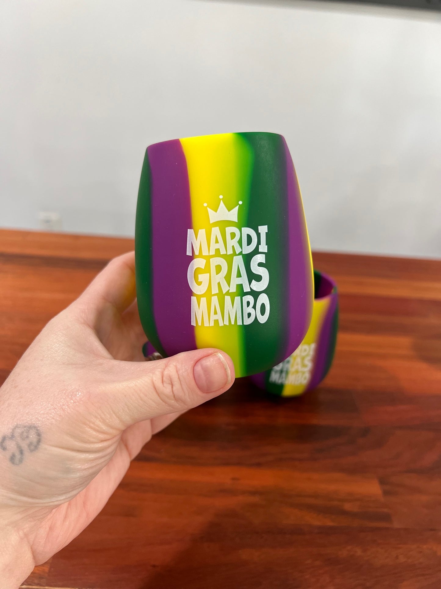 Mardi Gras Mambo silicone wine glass
