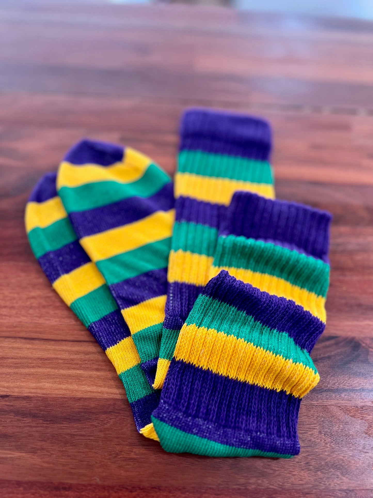 Mardi Gras Scrunchie Socks