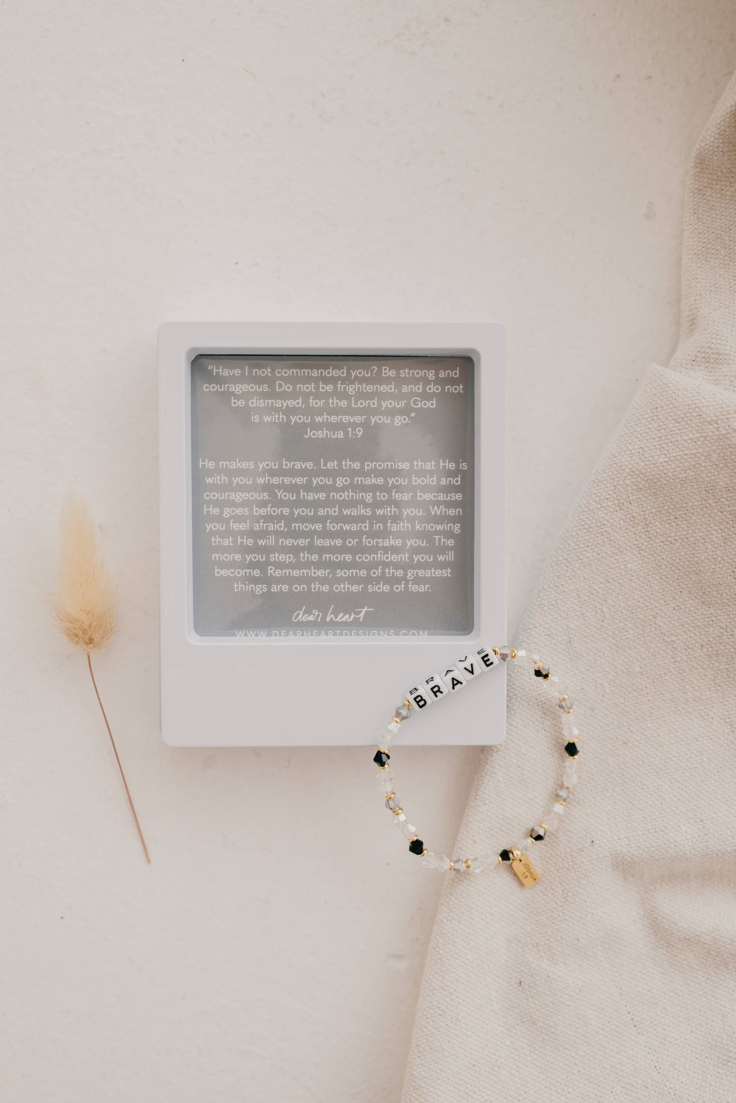 Brave Bracelet box set