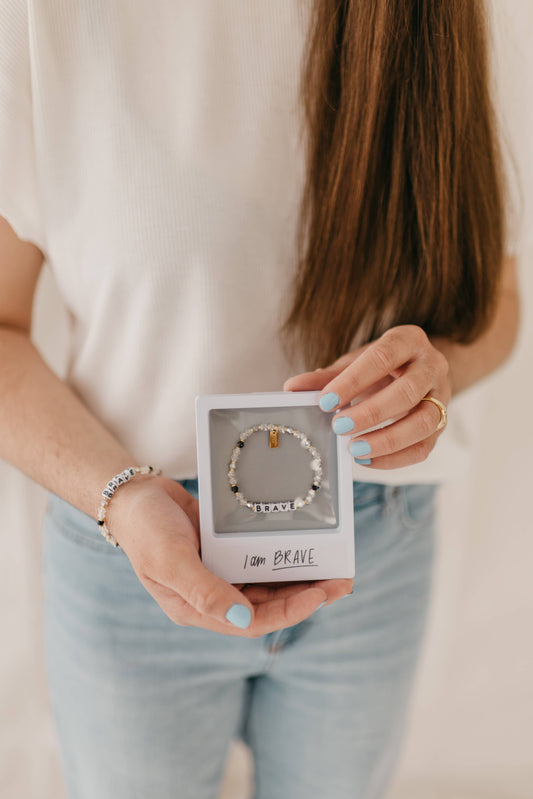 Brave Bracelet box set