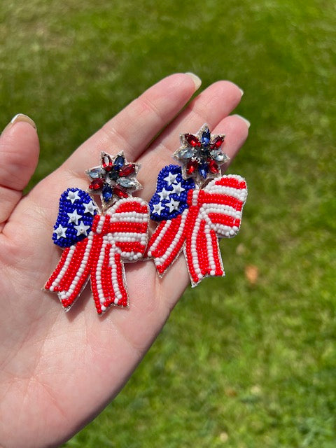 USA Flag bow seed bead earrings