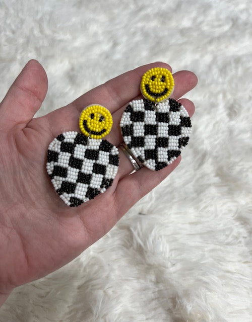 Black and White Checkered Heart beaded earrings